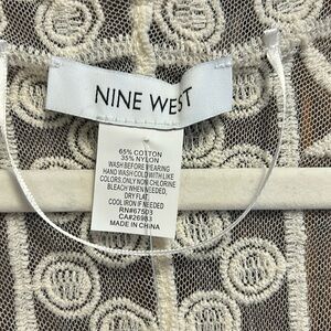NWT
Gorgeous beachy wrap